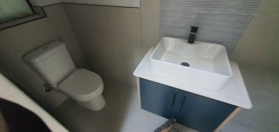 4 Bedroom Property for Sale in Mossel Bay Central Western Cape